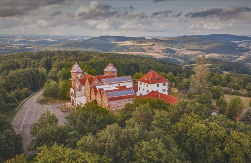 Luxus Appartement Im Schloss Fockelberg Екстериор снимка