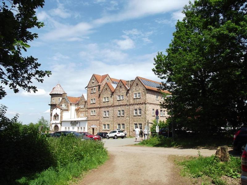 Luxus Appartement Im Schloss Fockelberg Екстериор снимка